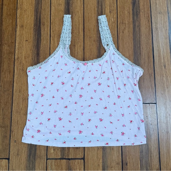 Skims Tank - Picture 1 of 2
